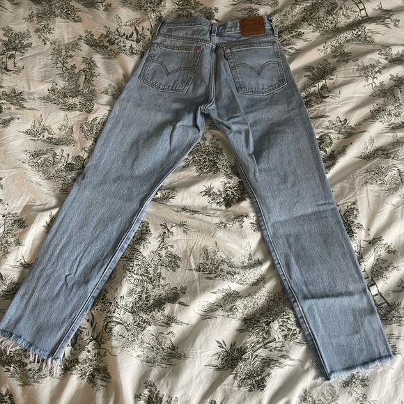 Levi Wedgies , lightly worn - Picture 2 of 2